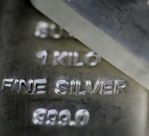 up close silver bar